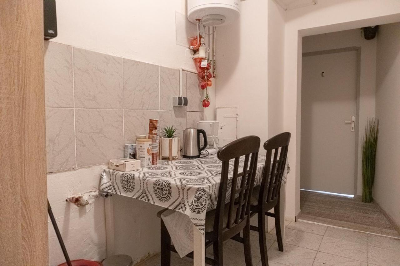 3 Standard Rooms Near Hauptbahnhof Wien Exterior foto