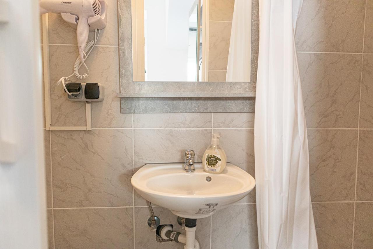 3 Standard Rooms Near Hauptbahnhof Wien Exterior foto
