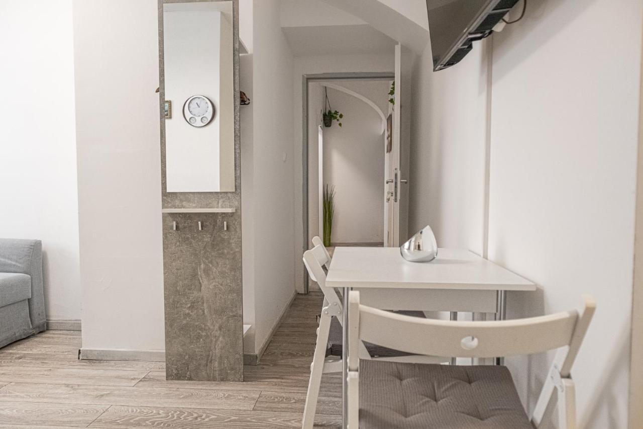 3 Standard Rooms Near Hauptbahnhof Wien Exterior foto
