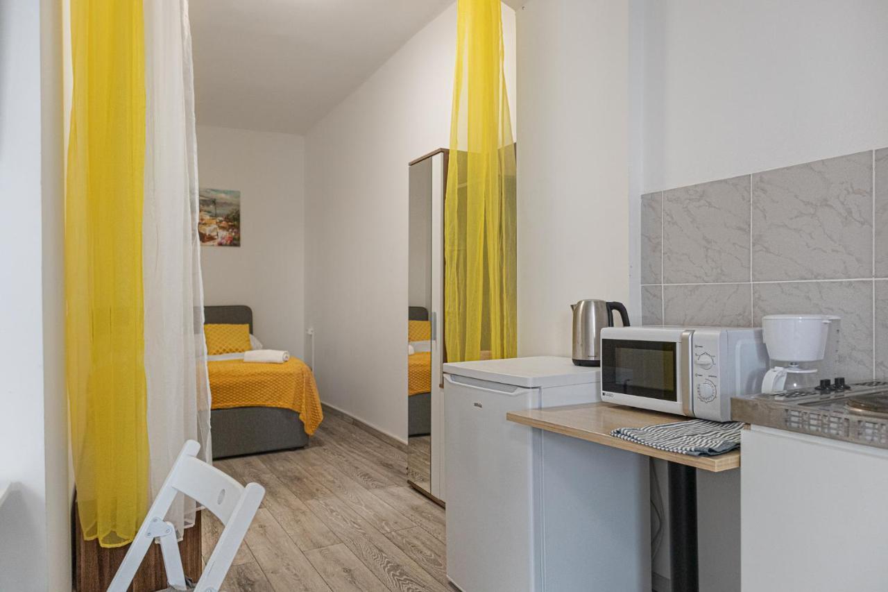 3 Standard Rooms Near Hauptbahnhof Wien Exterior foto